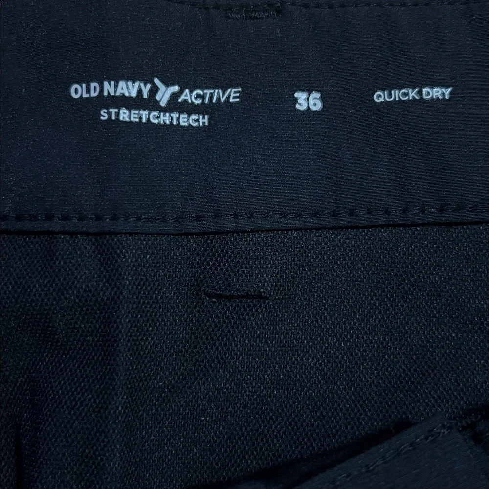 Old Navy Active Quick Dry Black Shorts Mens 36 Stretch Athletic Gym Casual